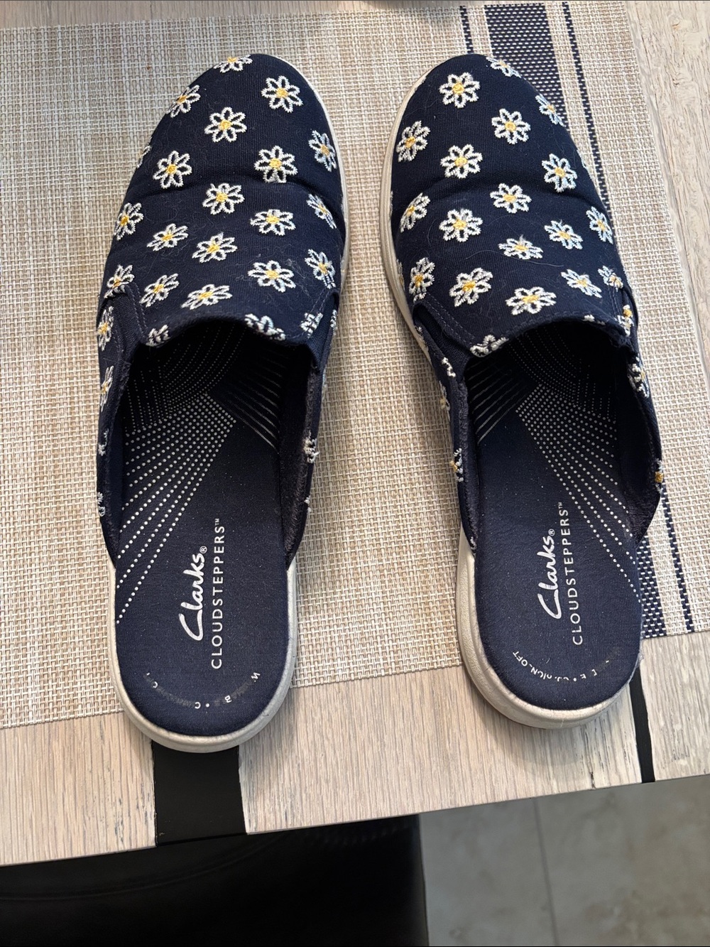 Clarks Navy Daisy Embroidered Slip-On Mules 9N